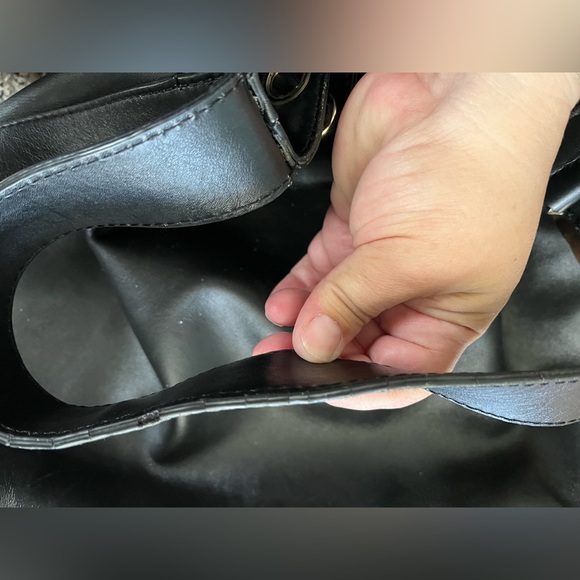 Gucci Interlocking Icon Drawstring Hobo - Picture 12 of 15